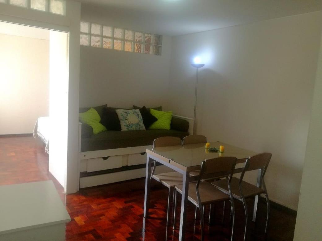 Acogedor Departamento Frente Al Parque Civico Lägenhet Mendoza Exteriör bild